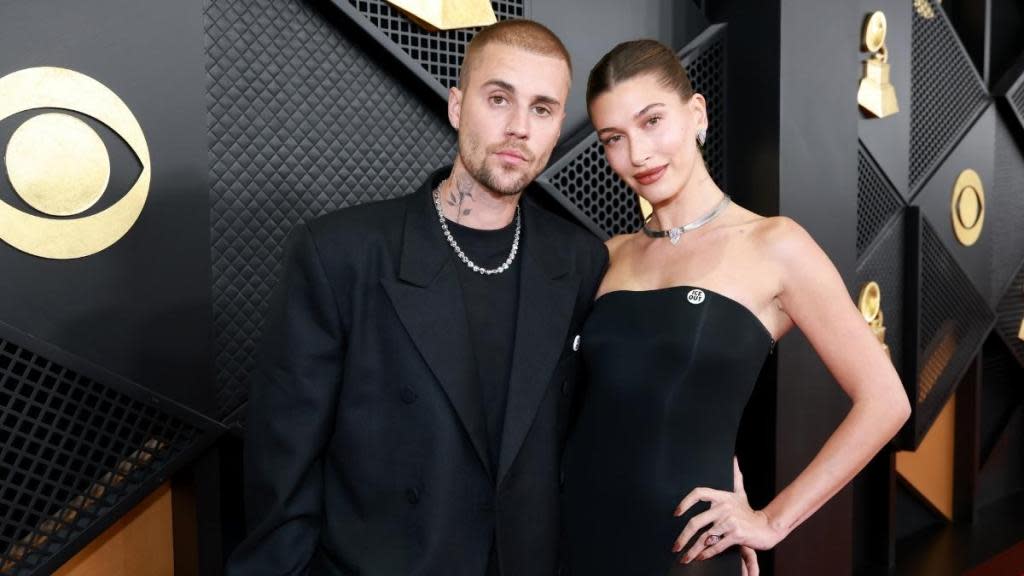 Hailey Bieber razmišlja o dijeljenju 'roditeljskih odgovora' s Justinom Bieberom