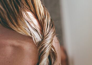 Treba li prati kosu nakon svakog treninga?