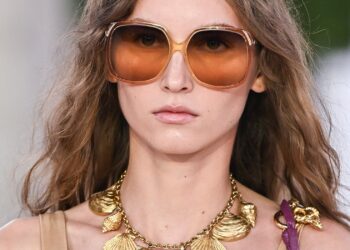 7 trendova nakita za 2025: od ogrlica do broševa