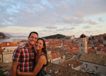 Walking on Dubrovnik’s ANCIENT CITY WALL!