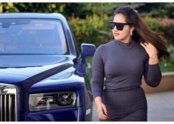 “Poštujte sve”: Malavika Menon razigrano poziva medije na snimanje slavnih bez pristanka | Malavijske filmske vijesti