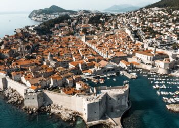 Nevjerojatna autocesta vrijedna 1 milijardu funti povezuje ikonični turistički grad s ostatkom zemlje | Svijet | Vijesti