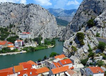 Novo upozorenje o putovanjima: Ažurirani savjeti za turiste iz Hrvatske u Velikoj Britaniji