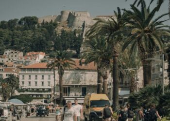 HVAR – Otok s najviše akademika na svijetu