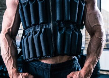 Pokrenite teretanu uz 15-minutni trening Arnolda Schwarzeneggera