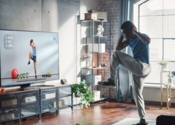 Izgradite snagu i poboljšajte kondiciju bez odlaska u teretanu uz ovih 28 dana vježbi prilagođenih početnicima.