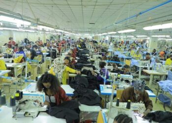 Etiopija predstavlja napredne proizvode tekstilne industrije u Parizu – dobrodošli u FANA-e Broadcasting Corporate SC