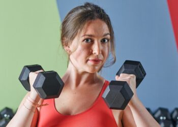 Zašto fitness entuzijasti štete teretanama za žene