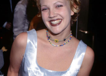 Ovo je boja za kosu od 11 dolara koju sam koristila za plavuše iz 90-ih.