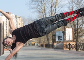 Što je kalistenika? Kako se uspoređuje s trčanjem i dizanjem utega?