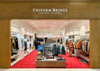 Dok je cijela modna industrija usporena zbog visokih cijena i niske potrošnje, online-b…