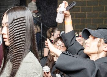 Kosa se vratila – kako najbolje iskoristiti trend ranih nogu