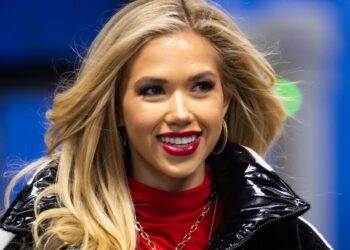 Gracie Hunt’s Purple Fit nadmašuje ludu rutinu treninga poput NFL-a