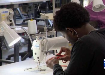 Emisija Miami teži pružanju mogućnosti studentima u modnoj industriji.