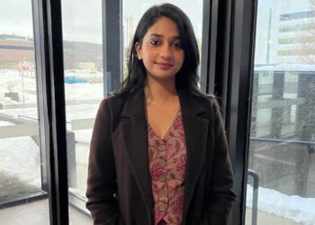 Održivi dizajner Svetog Ivana bori se protiv brze mode, haljinu po haljinu