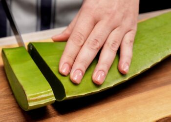 Najbolja hidratantna krema za lice kolagena za sve tipove kože. Eliminira bore!