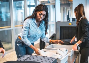 Upozorenje za pakiranje prtljage: Glavna zračna luka u Velikoj Britaniji objavila datum uvođenja novih skenera