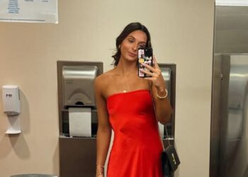 Bivša zvijezda odbojke Merritt Beason oduševila Floit Floit dok trenira u teretani pred sukob Atlanta Vibe i Grand Rapids Rise