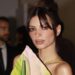 Emily Ratajkowski oduševljena riskantnom brazilskom bikiniju za ljeto