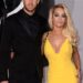Rita Ora ističe svoju figuru u upečatljivom crvenom sportskom grudnjaku i mini kratkim hlačama nakon vježbanja