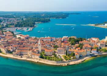 Europski obalni grad predivan poput Dubrovnika, ali bez turista i s jelima od 5 £ | Svijet | Vijesti