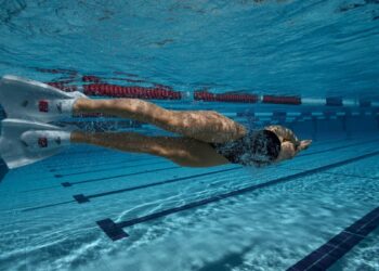 Prelazak s teretane na plivanje počinje s pravim opremom – Triatlonci