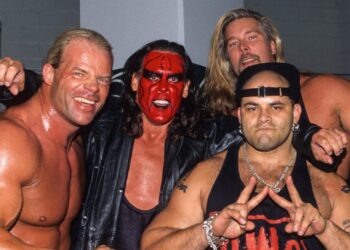 Ikona hrvanja iz 90-ih ostavila paraliziranog Frazera u teretani Nets s novim WWE ugovorom usred WrestleMania nade