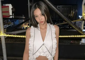 Blackpink Jennie postavlja novi trend s ikoničnom slojevitom frizurom