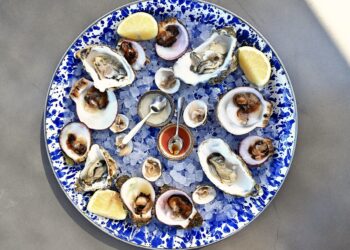 Sunce, sol, ponovite: Najbolji stolovi za parove za 2025. godinu