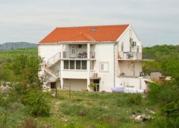 Zašto Hrvati grade višegeneracijske domove