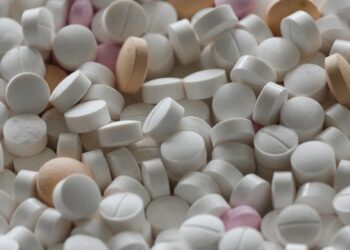 Jesu li vitamini i dodaci prehrani dobri za vas? Jesu li sigurni? Evo što trebate znati.