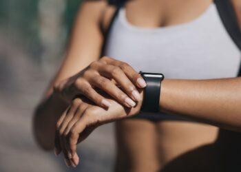 7 najboljih kućnih treninga za izgradnju snage i toniranja tijela