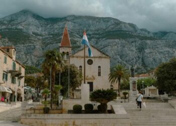 Oživljavanje starog grada Makarske putem poslovnih poticaja