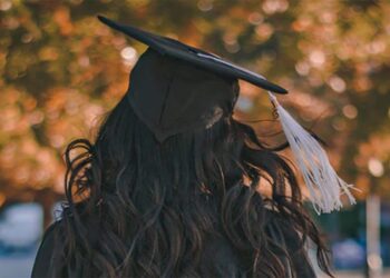 Kako se nositi s depresijom nakon završetka studija