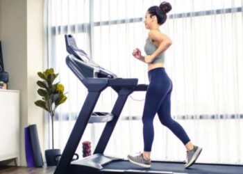 Kompaktni i pouzdani fitness F63 Trackmill za kućne vježbe u teretani