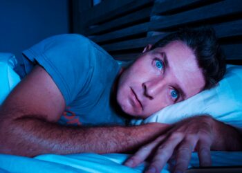 Stručnjak za zdravlje objašnjava zašto nas ‘napadi sjećanja’ održavaju budnima kad pokušavamo zaspati – zdravlje