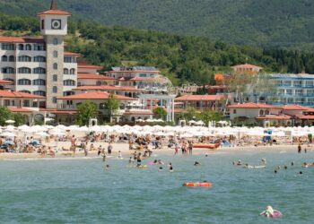 Jet2 smanjuje cijene odmora na europsku destinaciju nakon što su glavni putnički lanci to učinili