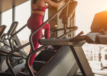 Vježba s TikTok stubišta 10-8-4: Mišljenja trenera