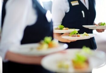 Ožujak donosi 11.000 novih zaposlenih u Hrvatskoj zahvaljujući rastu turizma, građevinskog sektora i stranih radnika