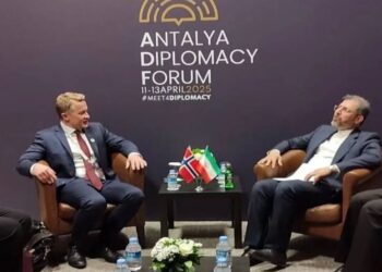 Bilateralni dijalog u središtu pozornosti: Iran, norveški zamjenik FMS-a održava razgovore