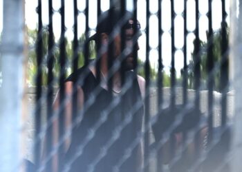 Travis Kelce primijetio je teretanu na Floridi bez Taylor Swift dok se pokušava osloboditi post Super Bowl priprema.