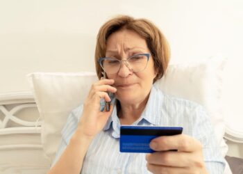 Kako zaštititi stare članove obitelji od financijskih prijevara