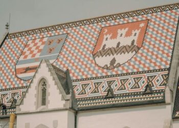 Zagrebački fakultet hrvatskih studija i mogućnosti za Hrvate u inozemstvu bez školovanja