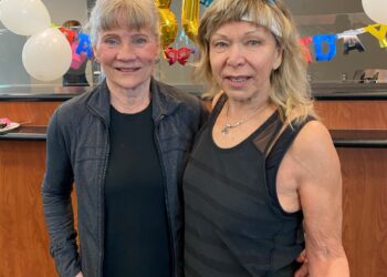 80-godišnji fitness entuzijast inspirira kolege iz teretane