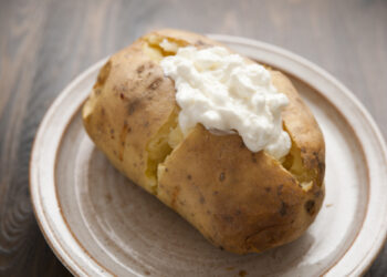 Krumpir s sirom kao visoko proteinska zamjena koju trebate