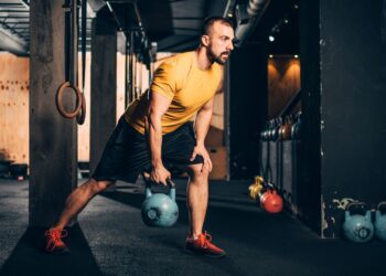 Jedna kettlebell, sedam vježbi i 30 minuta do…