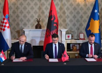 Koji su ciljevi deklaracije o vojnoj suradnji Hrvatske, Albanije i Kosova?