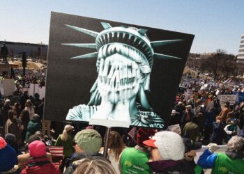 Savjeti za prosvjed: Što ponijeti, kako se ponašati i kako ostati siguran