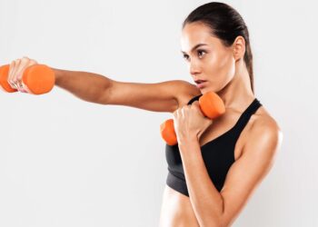 Preskočimo push-upove i daske – upravo sam završio ovaj 15-minutni stojeći trening za gornji dio tijela i ruke mi gore!