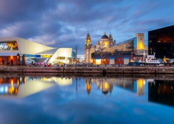 Ogroman grad u Velikoj Britaniji proglašen najboljim mjestom za posjet 2025. godine, a to nije London.